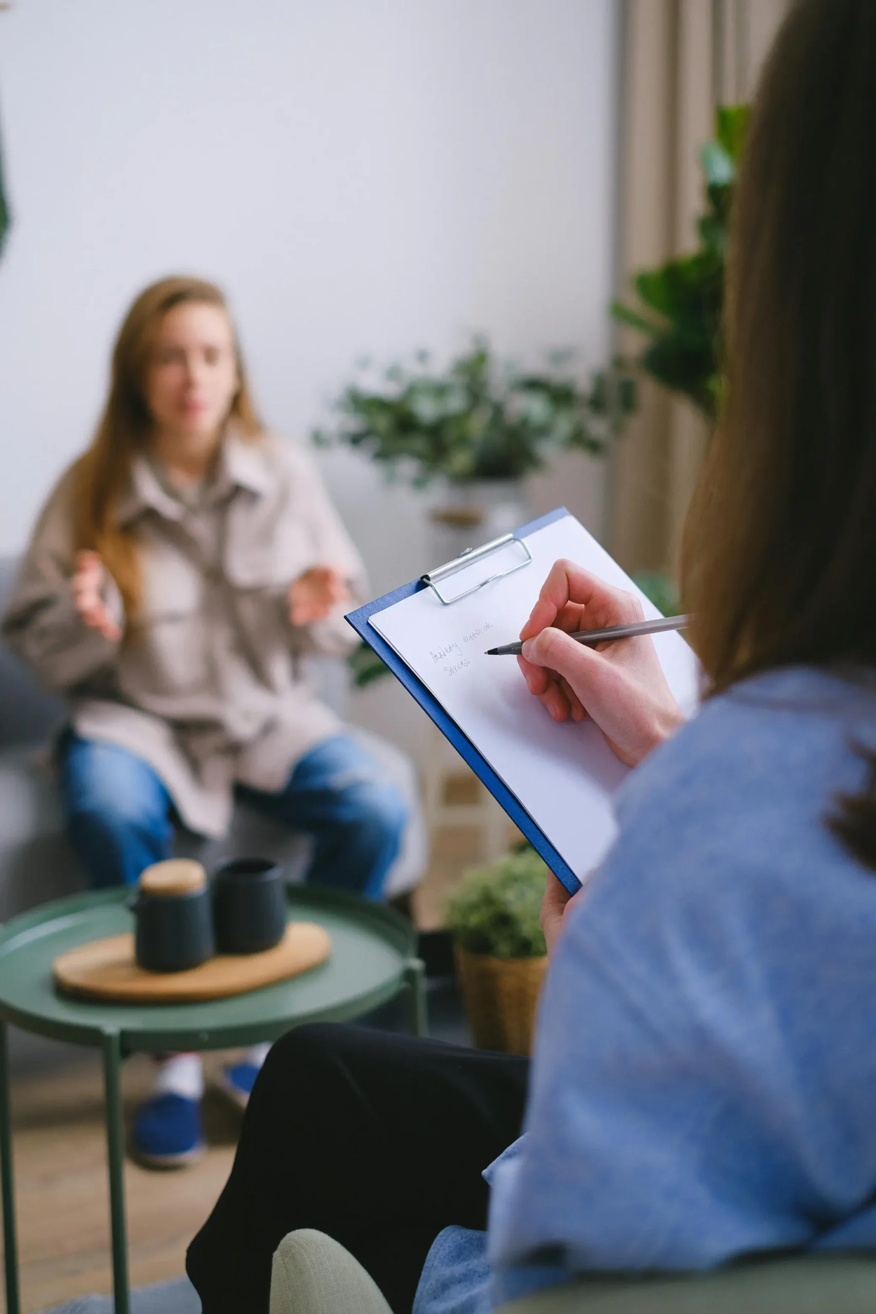 Si eres un particular en Barcelona, te ayudamos a encontrar soluciones personalizadas bajo la Ley de Segunda Oportunidad. Te brindamos apoyo en cada paso del proceso, desde el análisis de tu situación financiera hasta la implementación de estrategias para recuperar tu estabilidad financiera y personal.